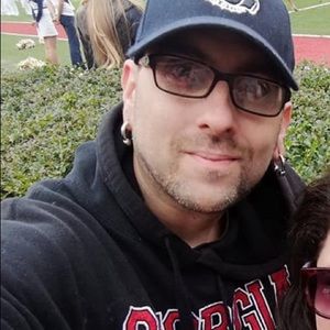 Meet your Posher, Luis